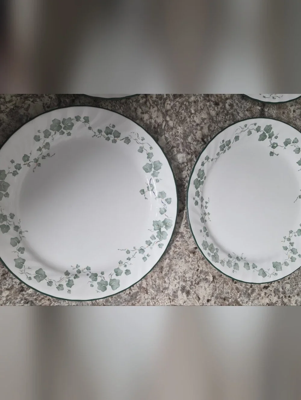 Vintage Set Of 4 Corelle Callaway Dinner Plates